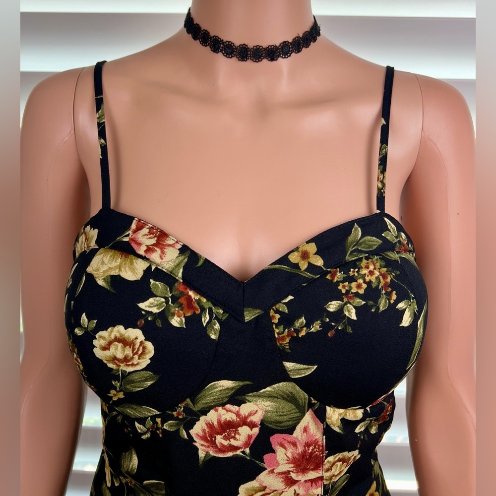 Black Floral Jumpsuit w/Floral Print Sz M, by Xhilaration - Picture 3 of 9